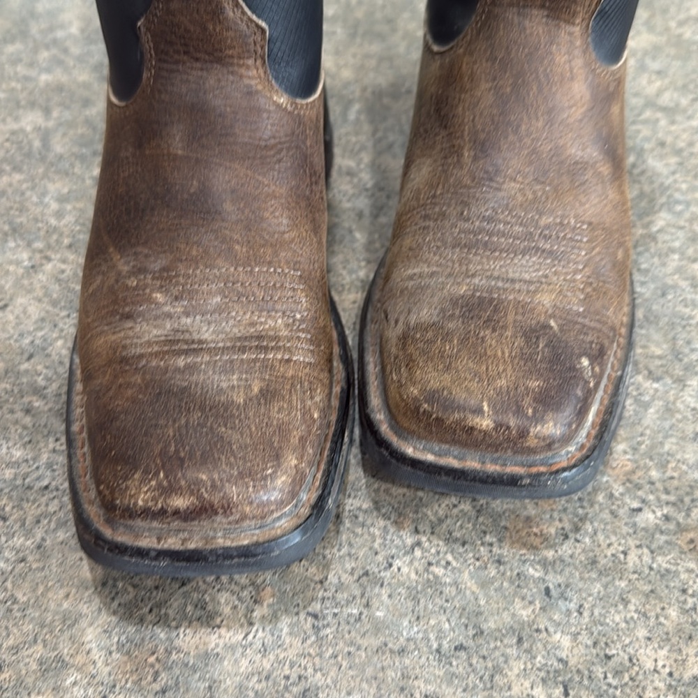 Ariat Workhog boots size 2 - Picture 9 of 9
